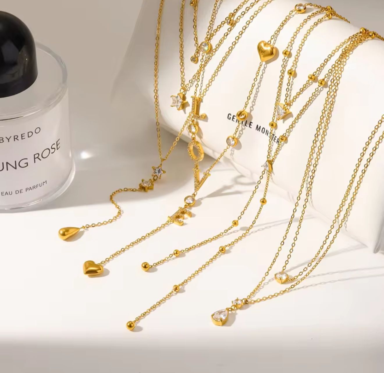 Vivi Y layered necklace