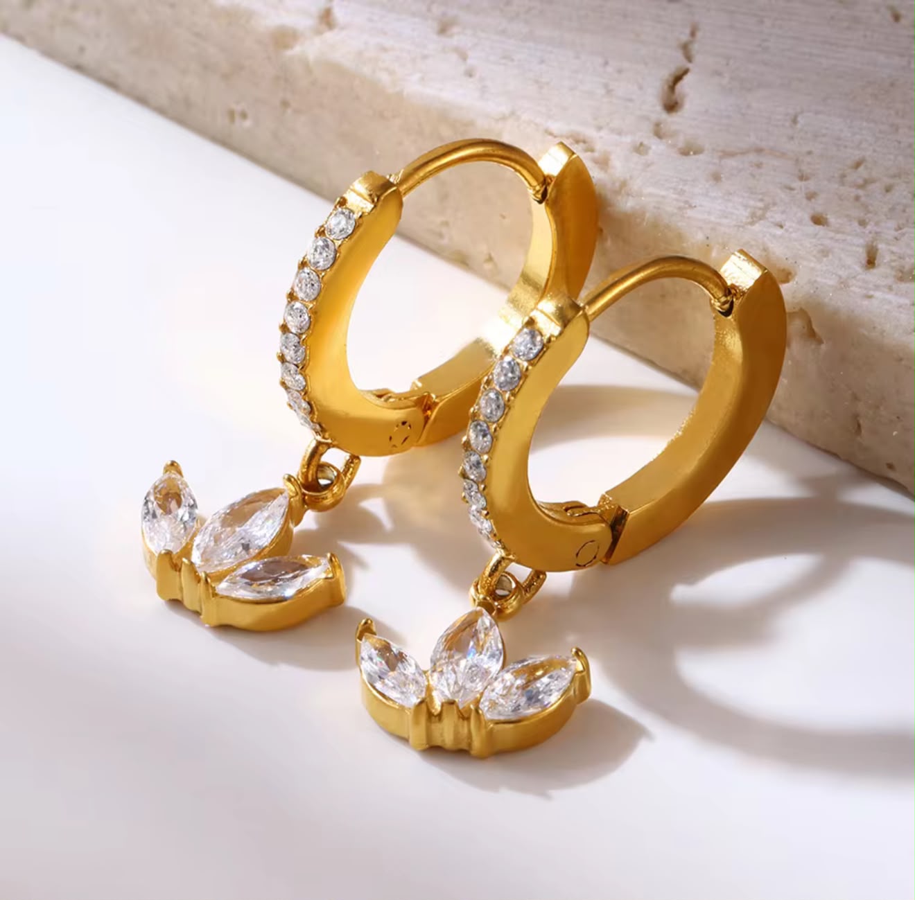 Elaris Earrings