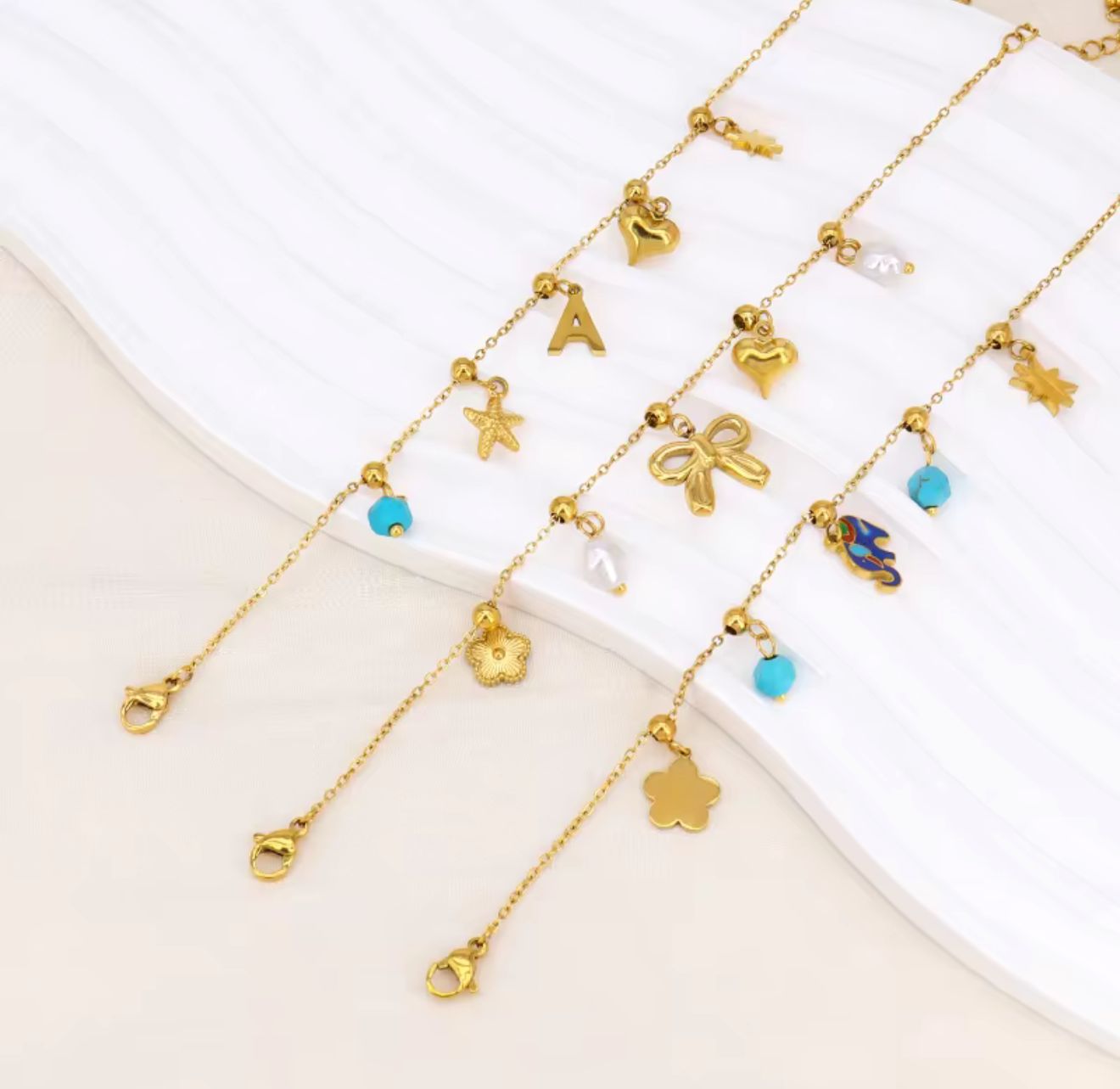 Belle charm bracelet