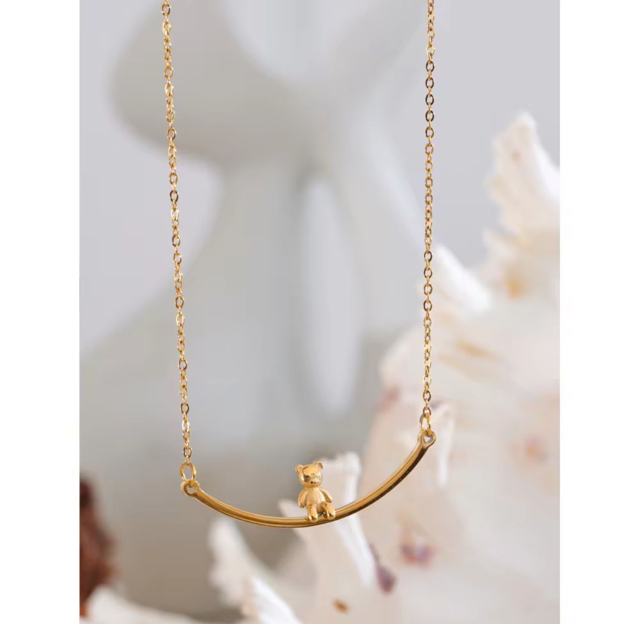 Teddy necklace