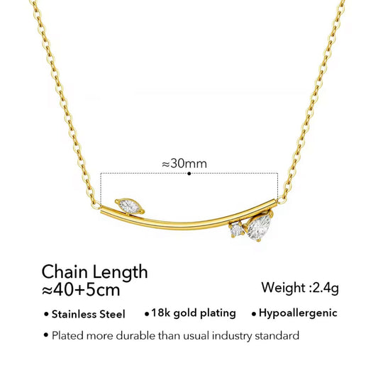 Nova line necklace