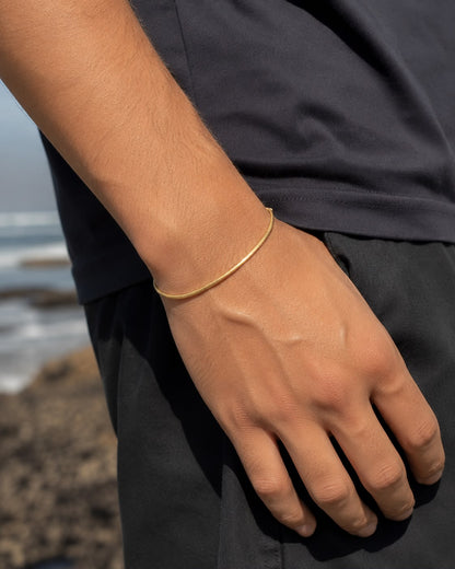 Thin snake chain bracelet