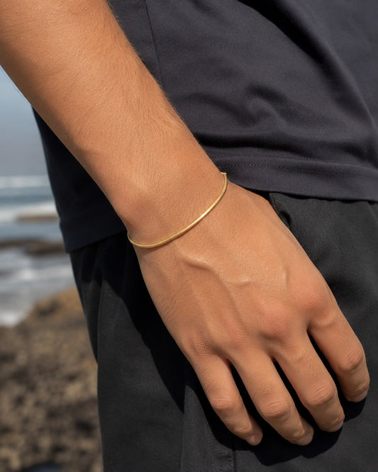 Thin snake chain bracelet