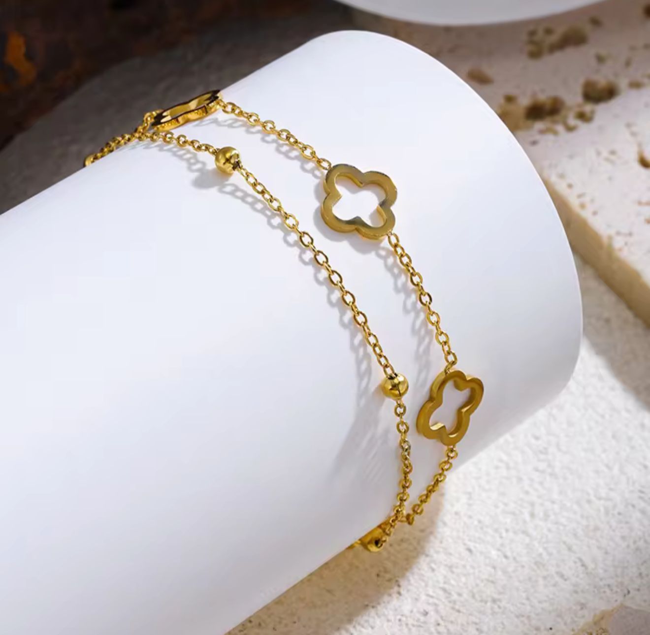 Layered clover bracelet