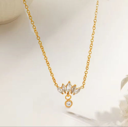 Astera Necklace