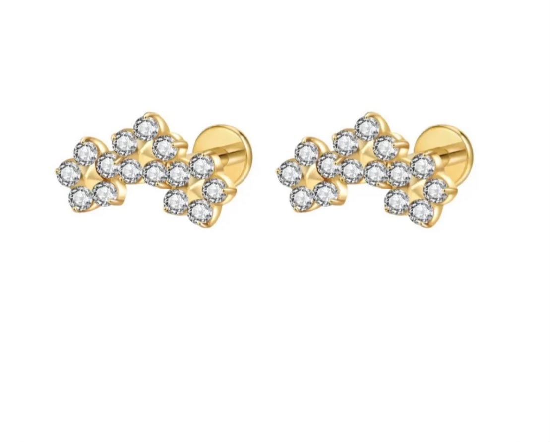 Bloomie studs pair