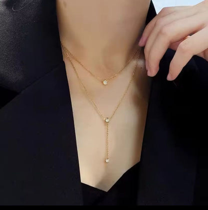 Manvi Y necklace