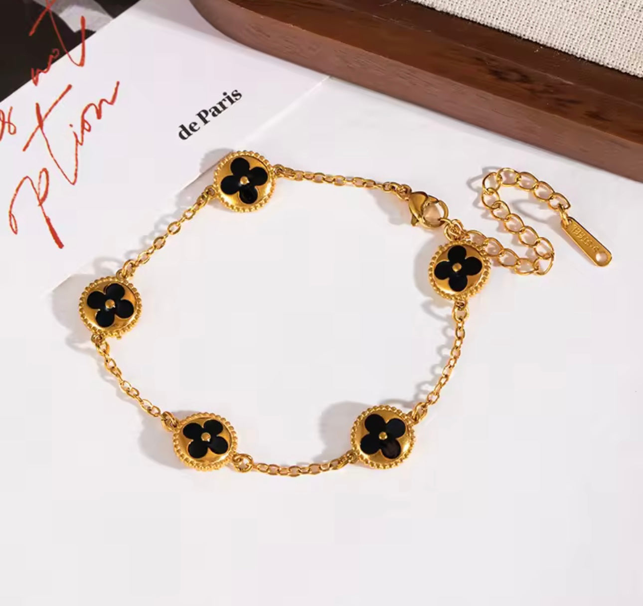 2 way clover bracelet