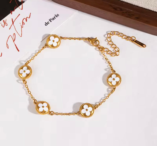 2 way clover bracelet