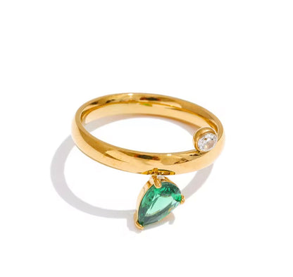 Emerald stone ring