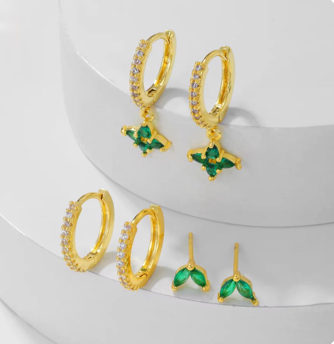 Emerald Spark piercing (not in pair)