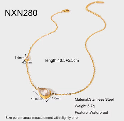 Liora necklace