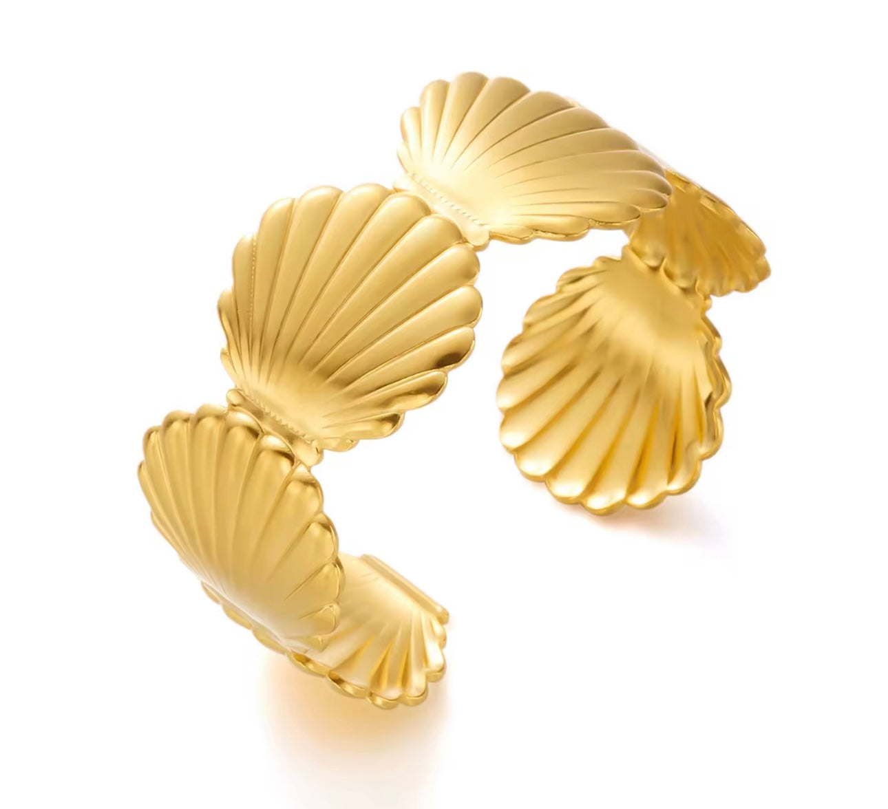 Coastal shell cuff
